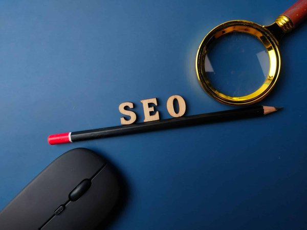 Outil seo : quelles sont les fonctionnalités de base disponibles ?